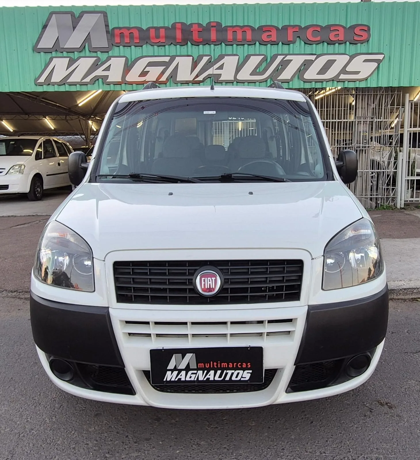 Fiat Doblo Essence 1.8 7 Lugares