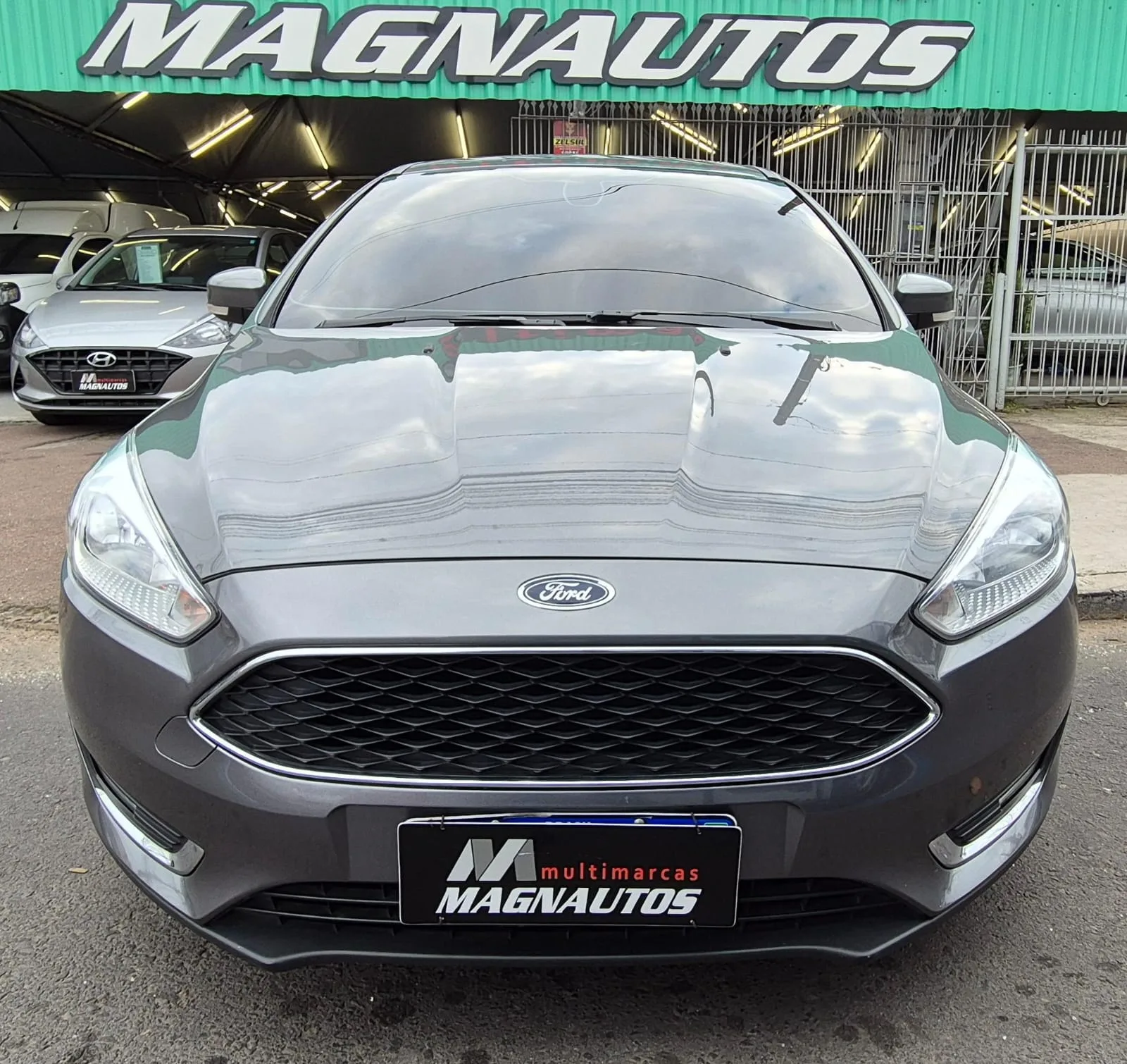 Ford Focus SE Plus 2.0