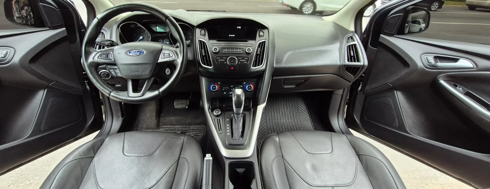 Ford Focus SE Plus 2.0