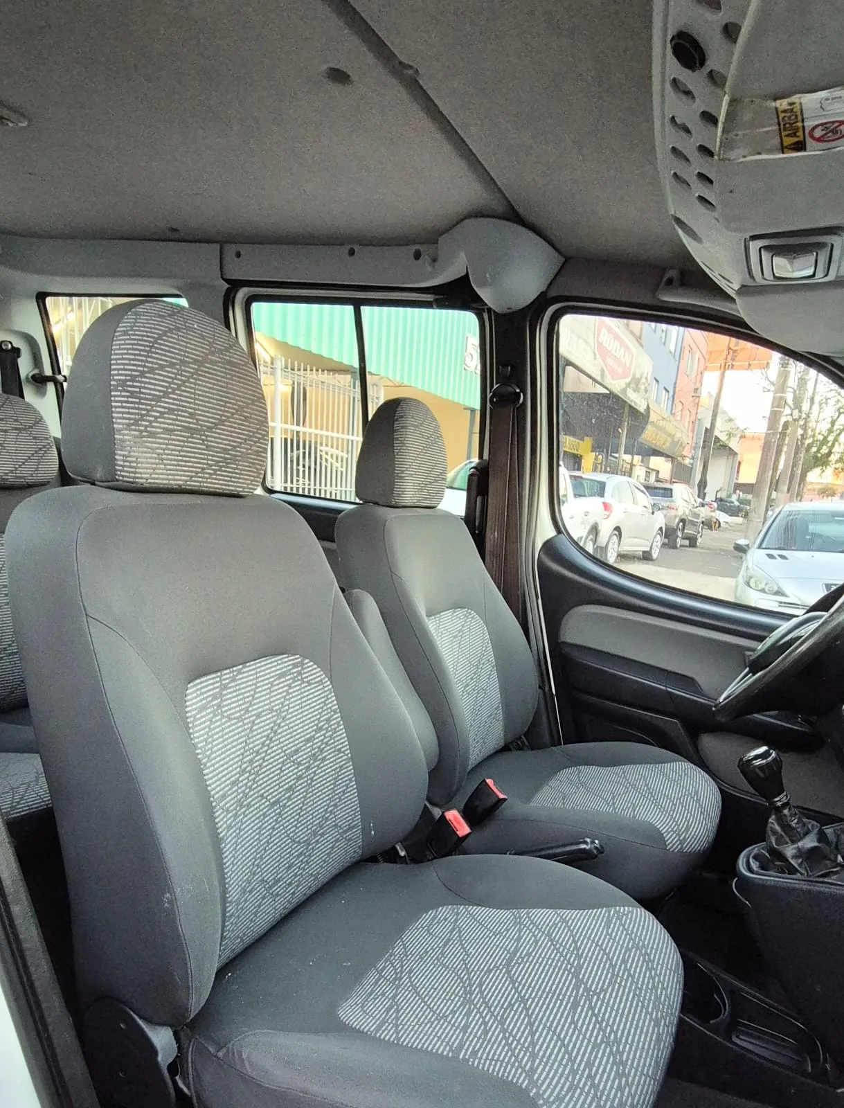 Fiat Doblo Essence 1.8 7 Lugares
