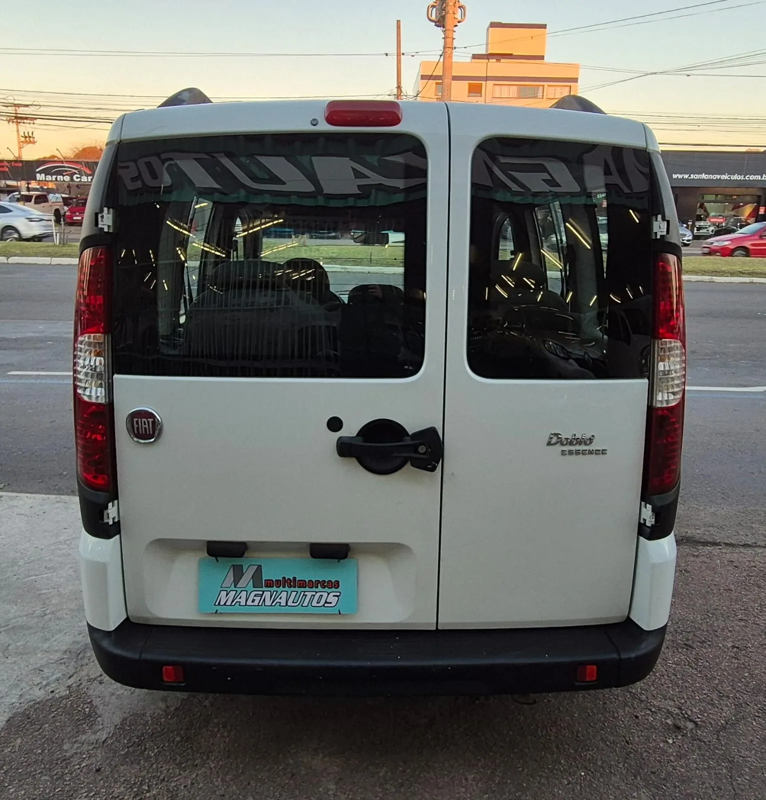 Fiat Doblo Essence 1.8 7 Lugares