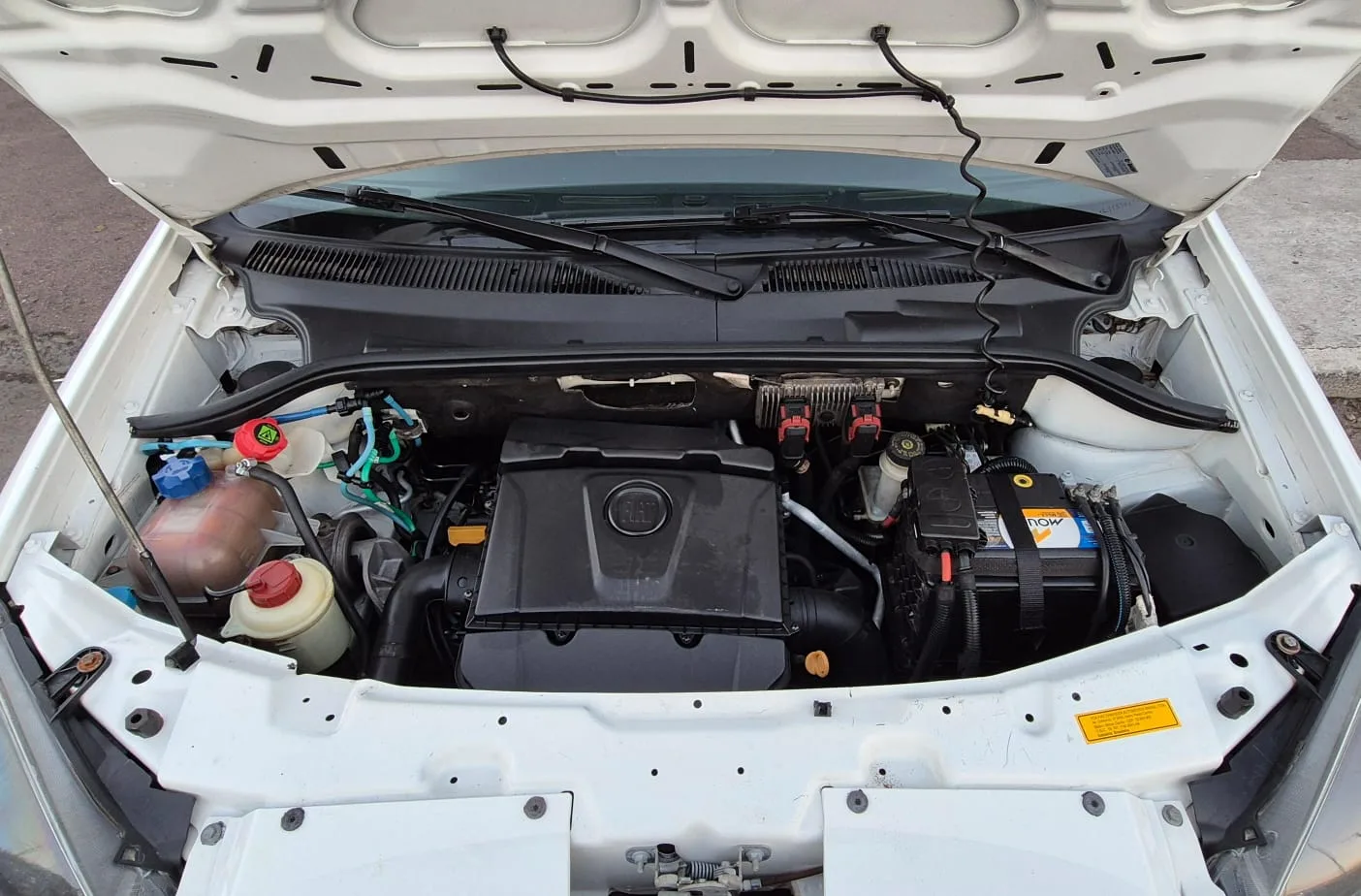 Fiat Doblo Essence 1.8 7 Lugares