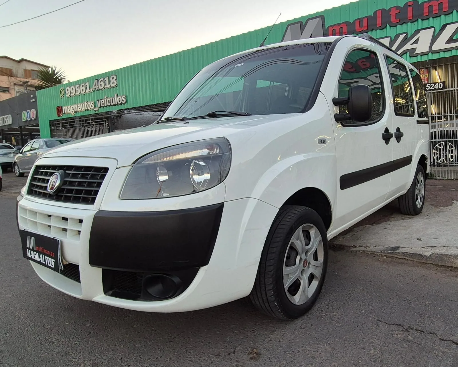 Fiat Doblo Essence 1.8 7 Lugares