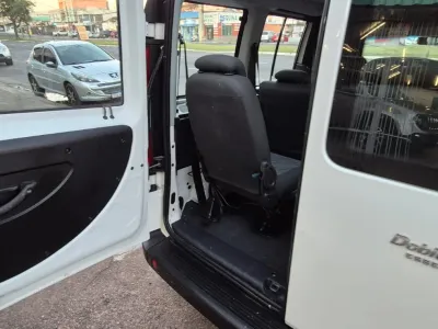 Fiat Doblo Essence 1.8 7 Lugares