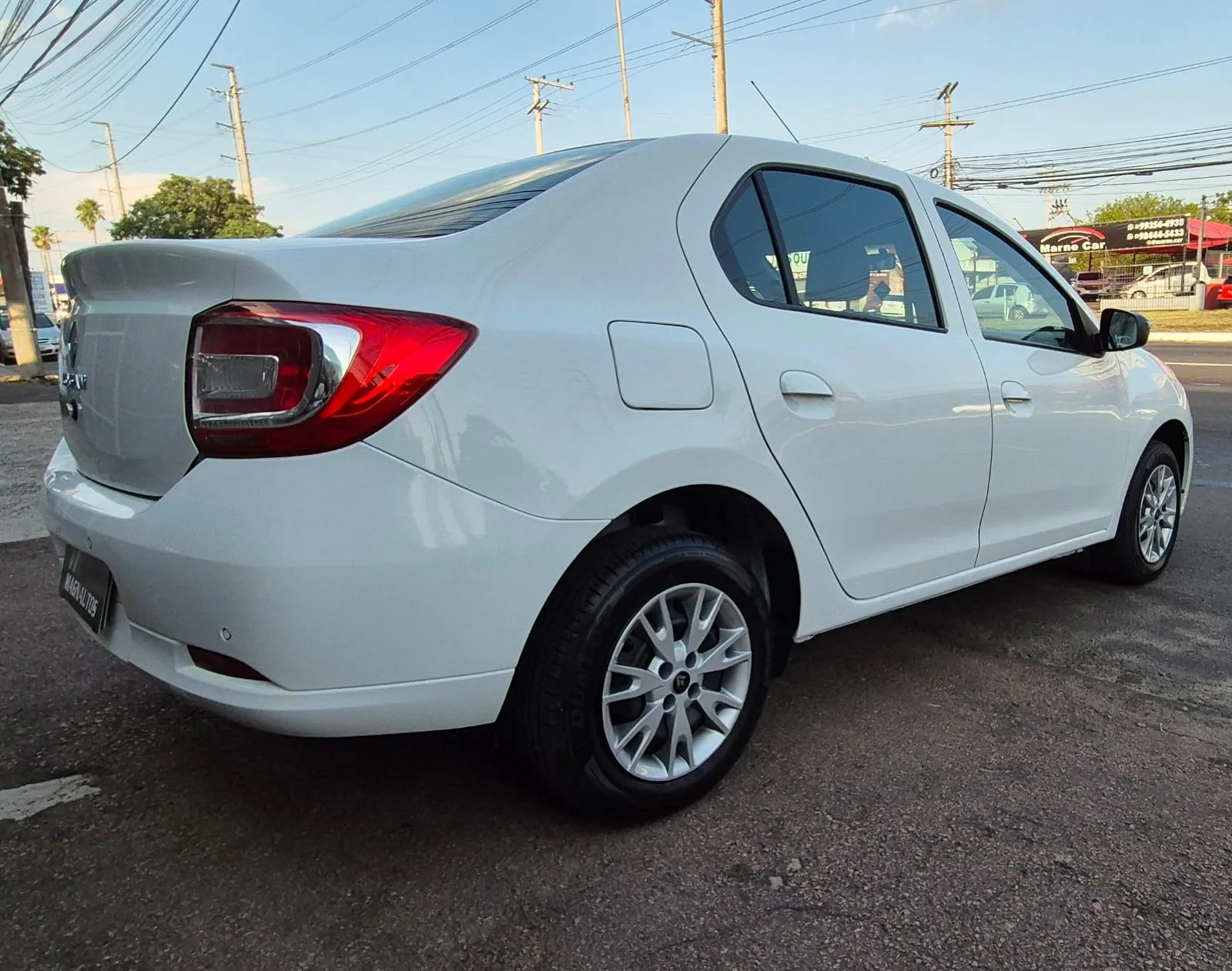 Renault Logan Zen 1,0
