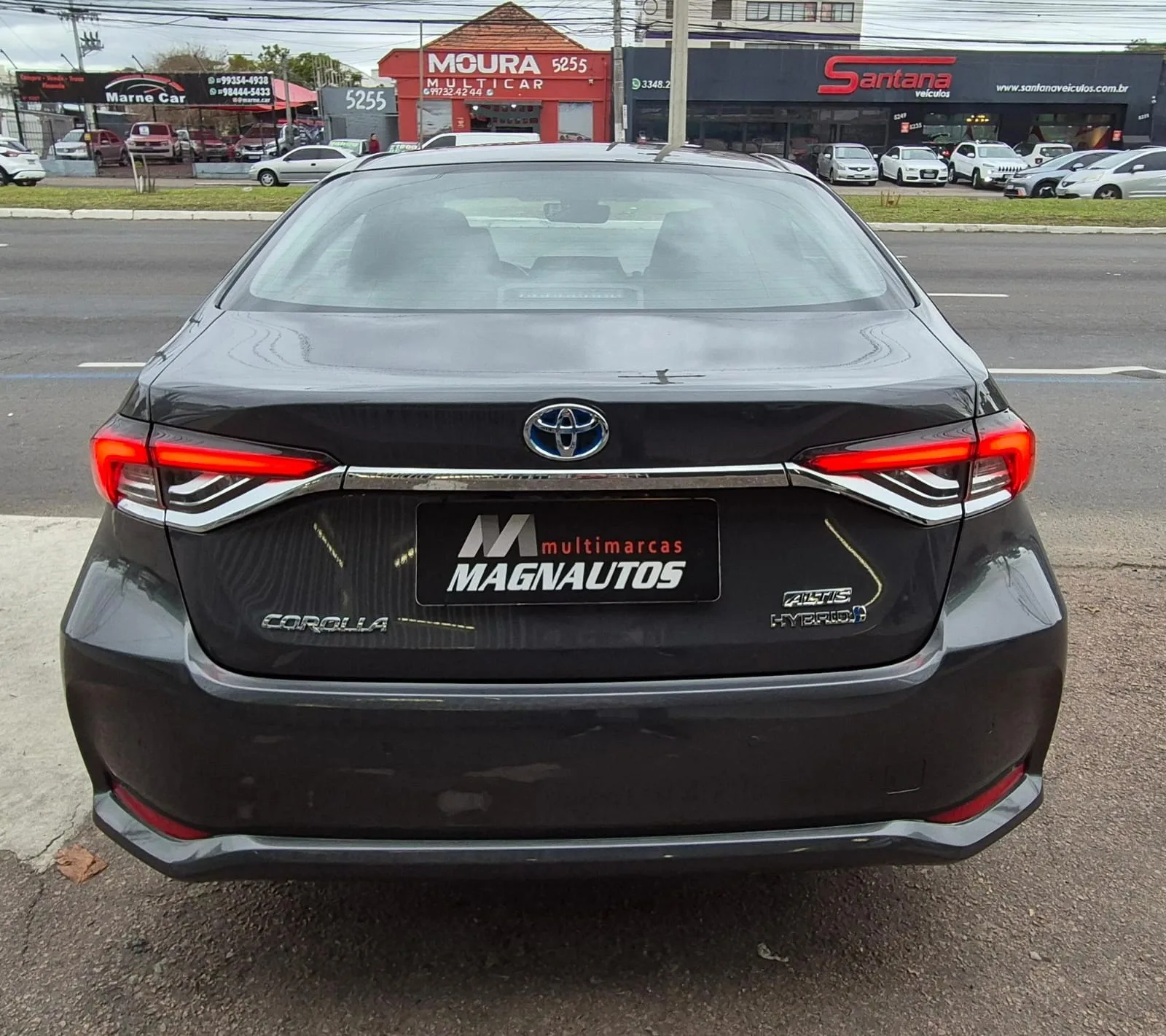 Toyota Corolla Altis 1.8 Hybrid