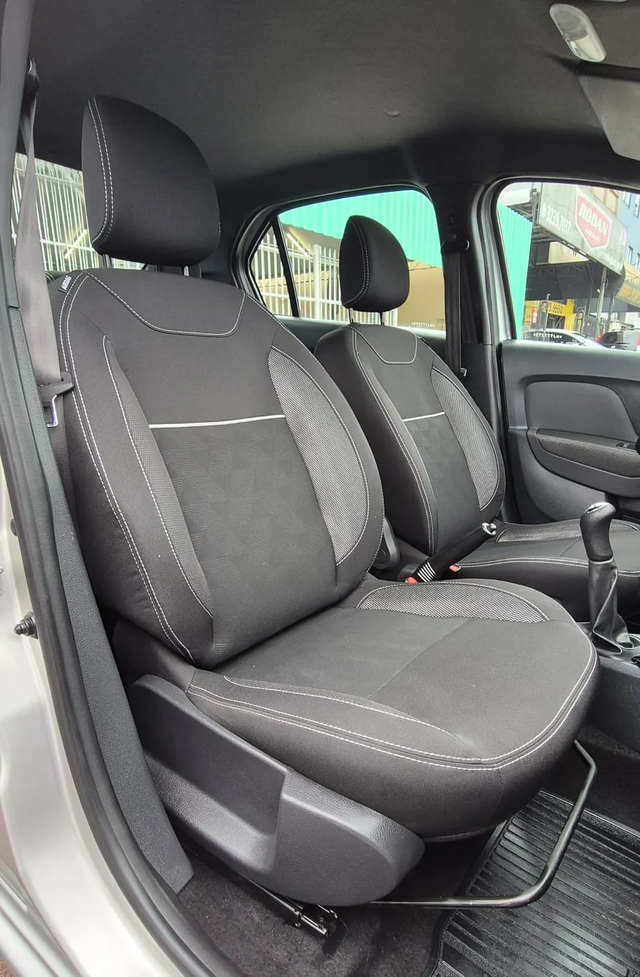 Renault Logan Zen 1.0