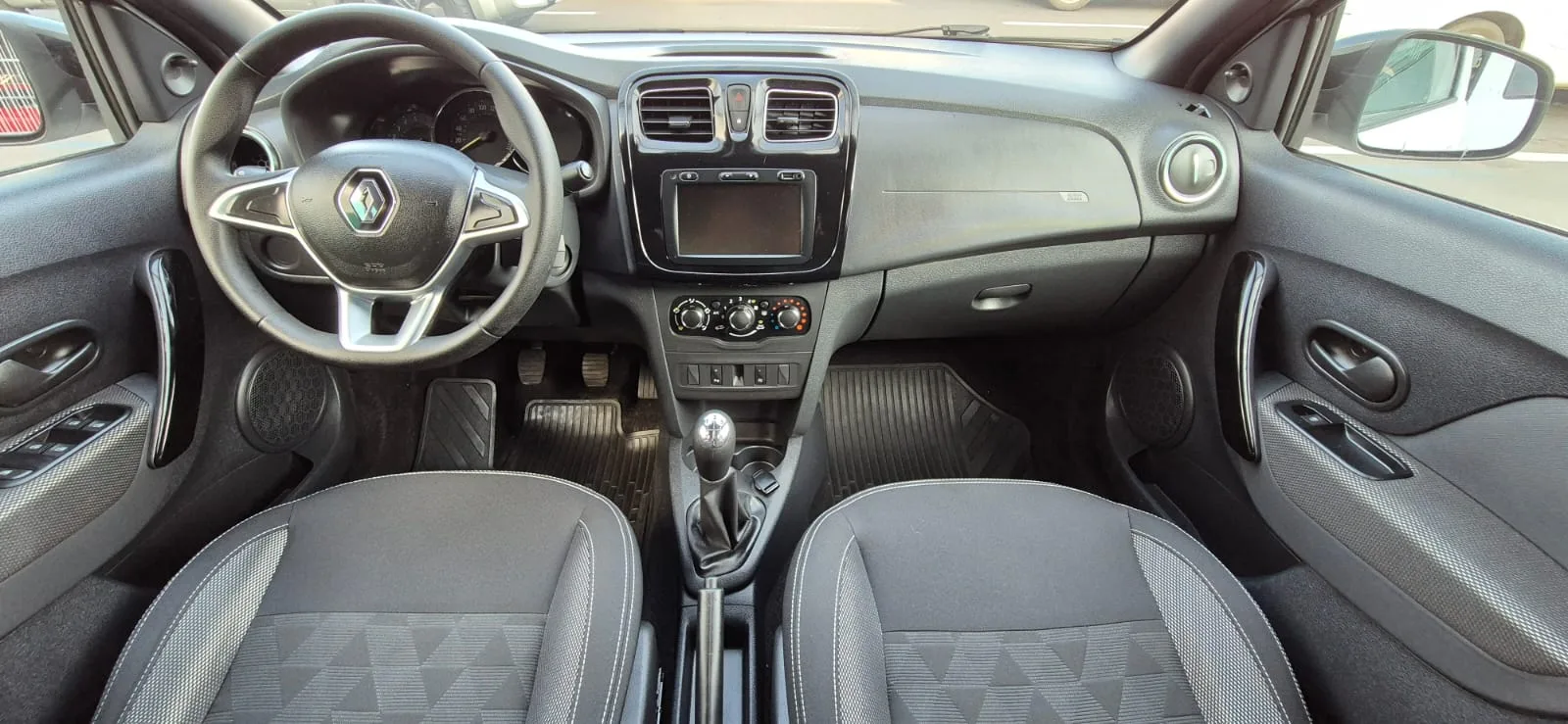 Renault Logan Zen 1,0